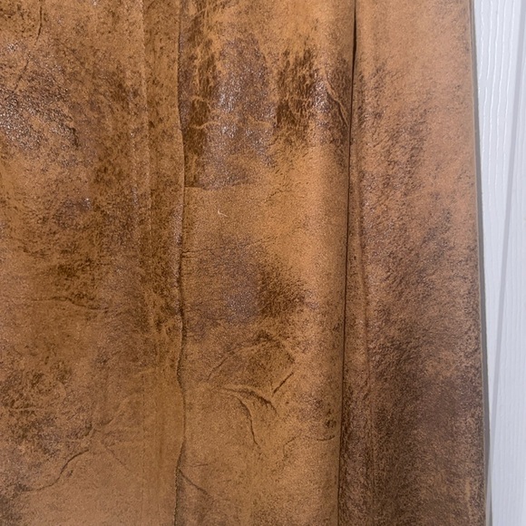 Cool fake leather distressed vibe brown light jacket - Picture 3 of 4